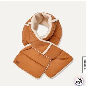 UGG AW UGGfluff Rev Scarf